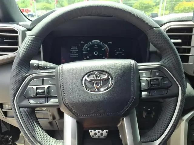 2026 Toyota Tundra Limited CrewMax 5.5' Bed
