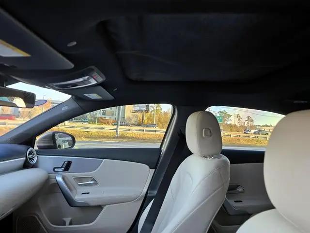 2019 Mercedes-Benz A 220 A 220