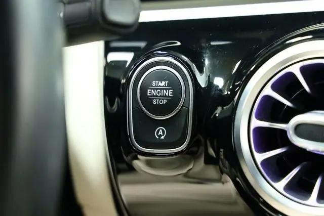 2019 Mercedes-Benz A 220 A 220