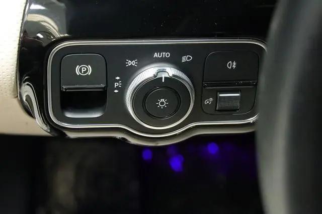 2019 Mercedes-Benz A 220 A 220