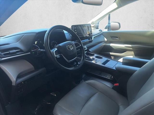 2023 Toyota Sienna XLE