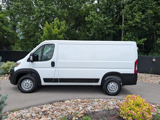 2023 Ram ProMaster 2500 Cargo Van Low Roof 136" WB