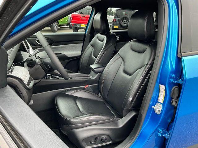 2024 Jeep Compass Latitude Lux FWD