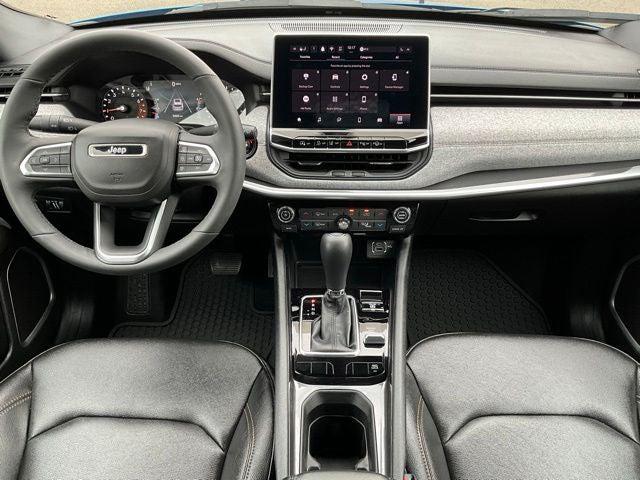 2024 Jeep Compass Latitude Lux FWD