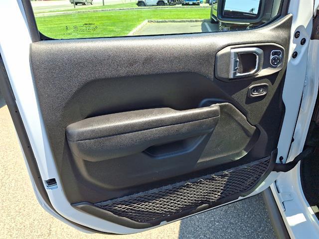 Used 2025 Jeep Gladiator Willys For Sale in East Hanover, NJ