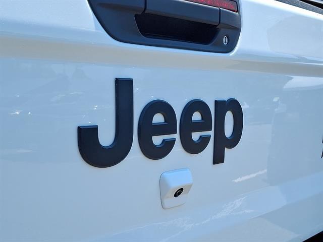 Used 2025 Jeep Gladiator Willys For Sale in East Hanover, NJ