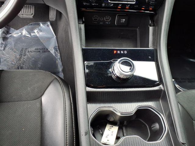 2025 Jeep Grand Cherokee Altitude 4x2