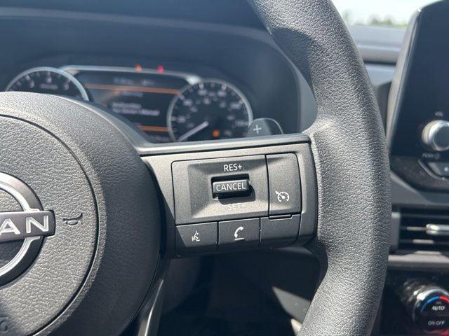 2025 Nissan Pathfinder S FWD
