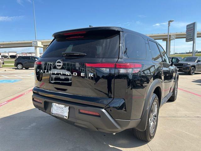 2025 Nissan Pathfinder S FWD
