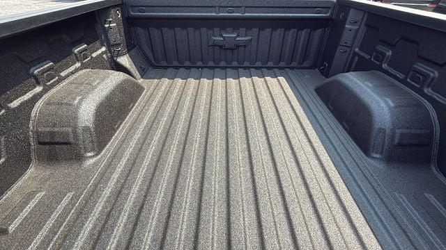 2026 Chevrolet Silverado 1500 4WD Crew Cab Short Bed Custom Trail Boss