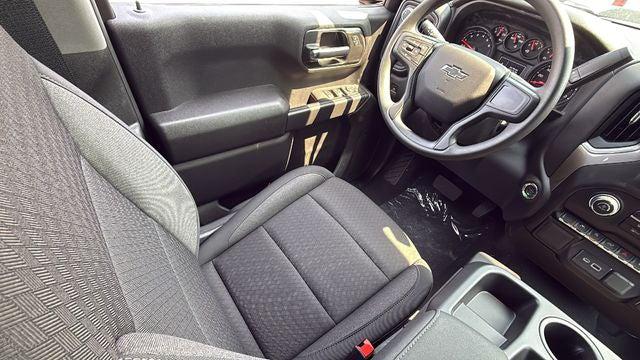 2026 Chevrolet Silverado 1500 4WD Crew Cab Short Bed Custom Trail Boss