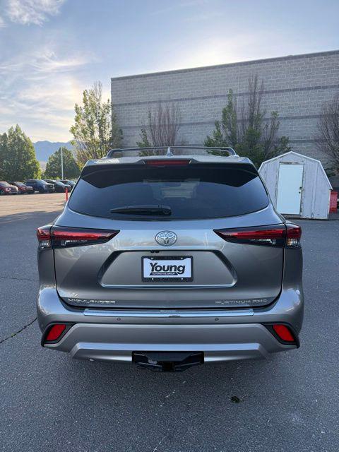 2026 Toyota Highlander Platinum