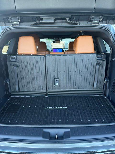 2026 Toyota Highlander Platinum