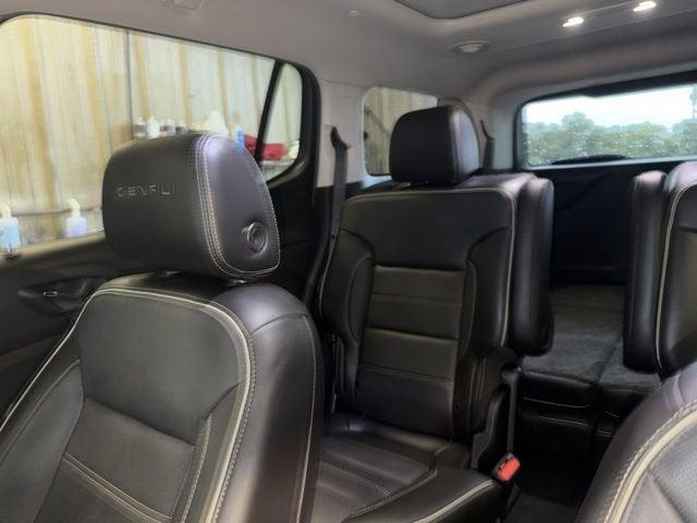 2020 GMC Acadia AWD Denali