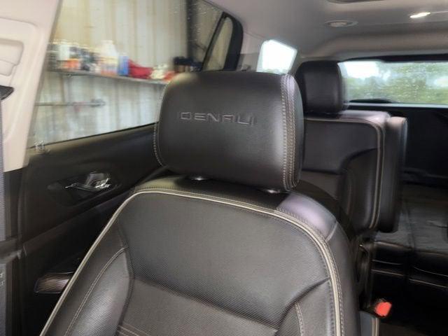 2020 GMC Acadia AWD Denali