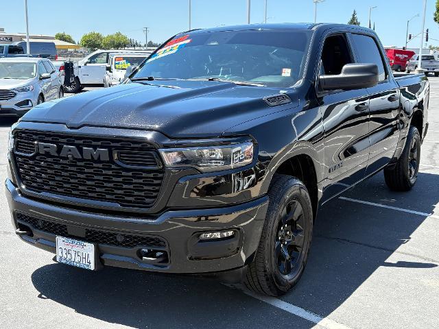 2025 Ram 1500 Tradesman Crew Cab 4x4 5'7" Box for sale in Yuba City, CA