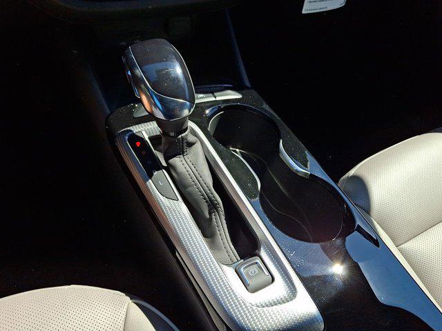 2026 Buick NV Avenir FWD