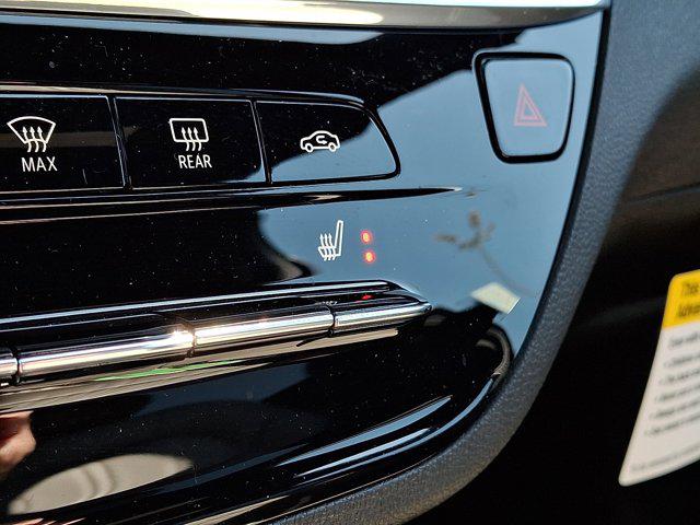2026 Buick NV Avenir FWD