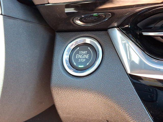 2026 Buick NV Avenir FWD