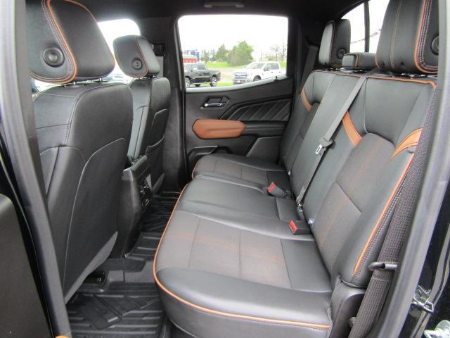 2025 GMC Canyon AT4 4WD