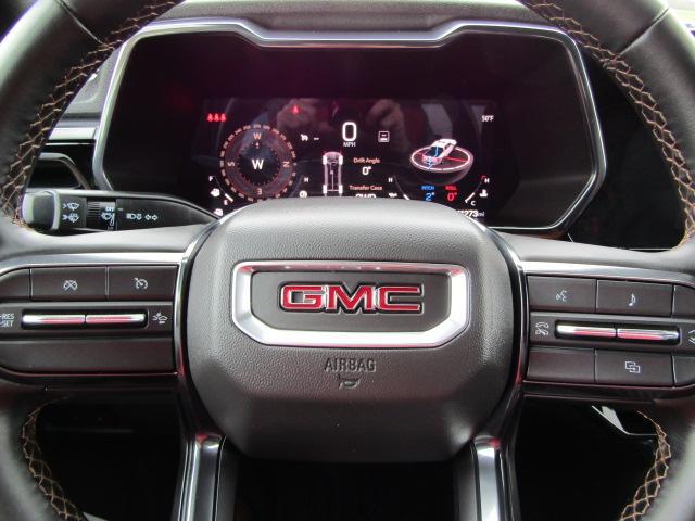 2025 GMC Canyon AT4 4WD