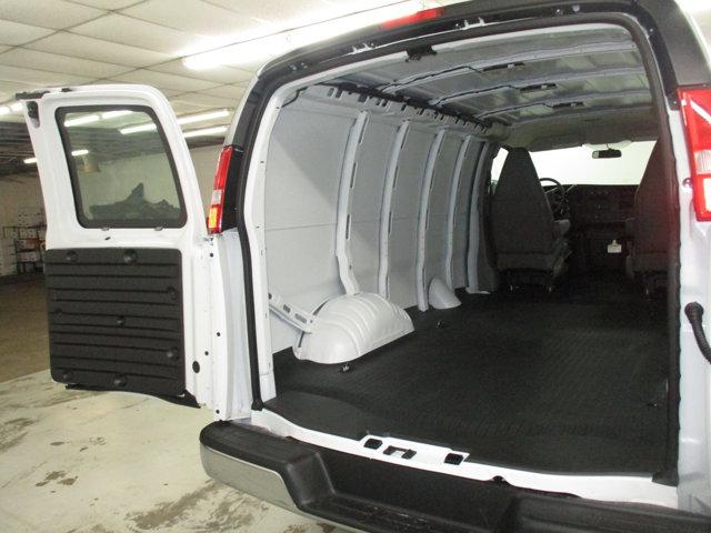 2026 GMC Savana Cargo 3500 Regular Wheelbase, Work Van, RWD