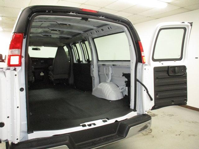 2026 GMC Savana Cargo 3500 Regular Wheelbase, Work Van, RWD