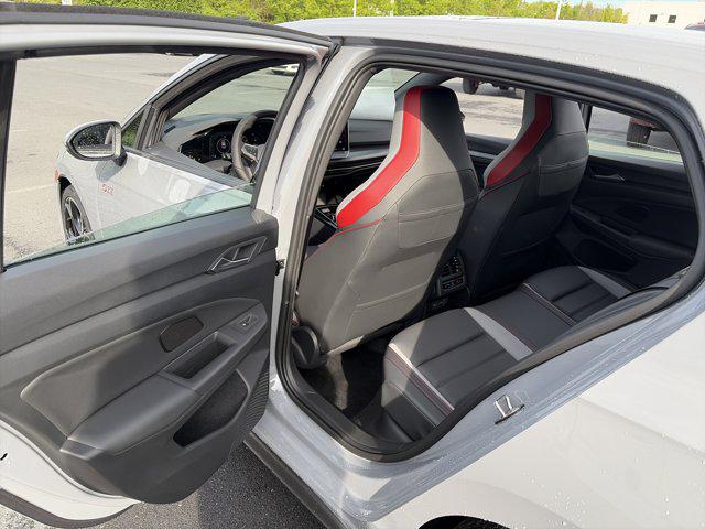 2026 Volkswagen Golf GTI Autobahn