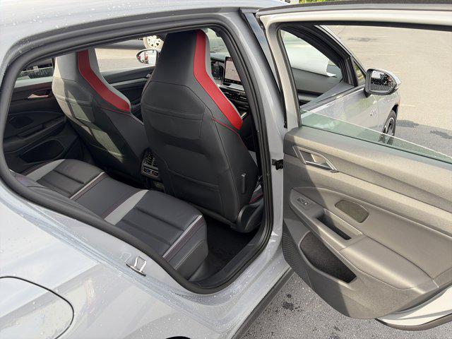 2026 Volkswagen Golf GTI Autobahn