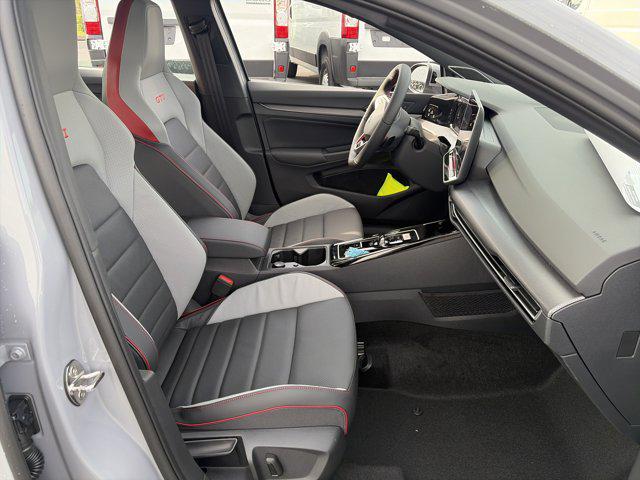 2026 Volkswagen Golf GTI Autobahn