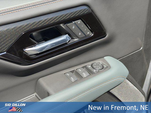 2026 GMC Yukon 4WD AT4