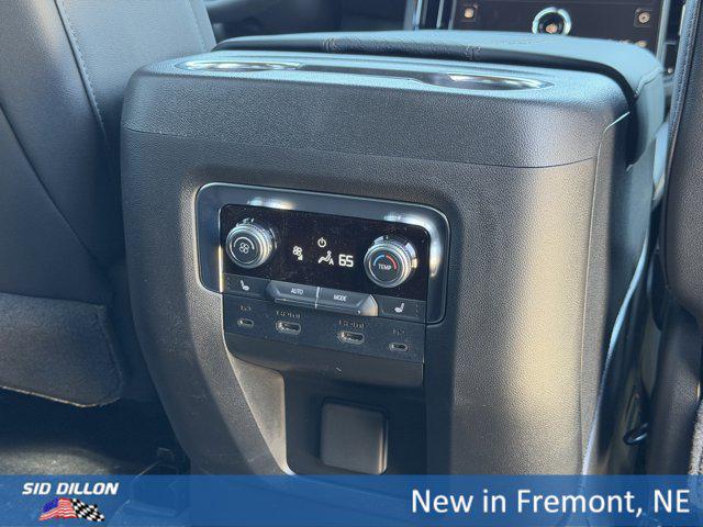 2026 GMC Yukon 4WD AT4