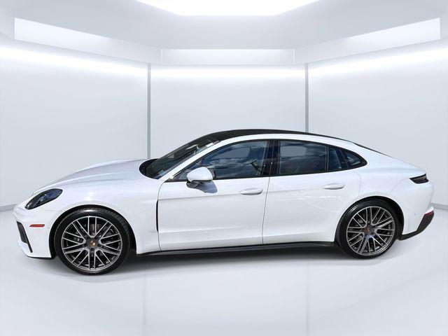 2024 Porsche Panamera 4