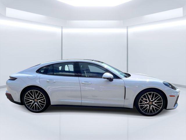 2024 Porsche Panamera 4