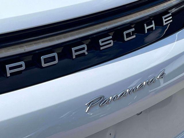 2024 Porsche Panamera 4