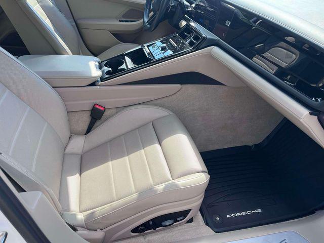 2024 Porsche Panamera 4
