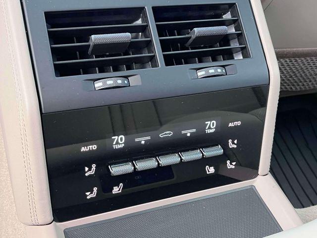 2024 Porsche Panamera 4