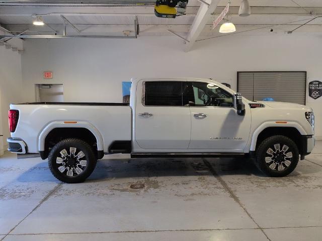 2026 GMC Sierra 2500HD Crew Cab, Standard Bed, Denali, 4WD