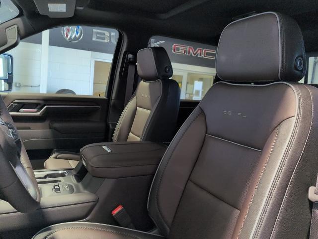 2026 GMC Sierra 2500HD Crew Cab, Standard Bed, Denali, 4WD