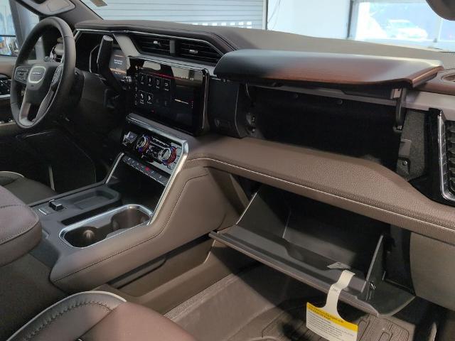 2026 GMC Sierra 2500HD Crew Cab, Standard Bed, Denali, 4WD