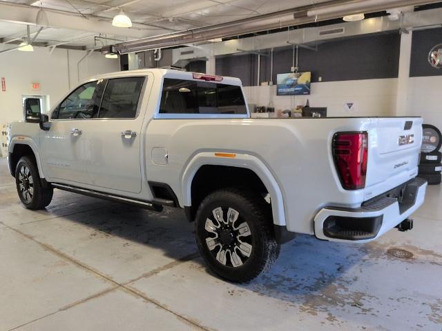 2026 GMC Sierra 2500HD Crew Cab, Standard Bed, Denali, 4WD