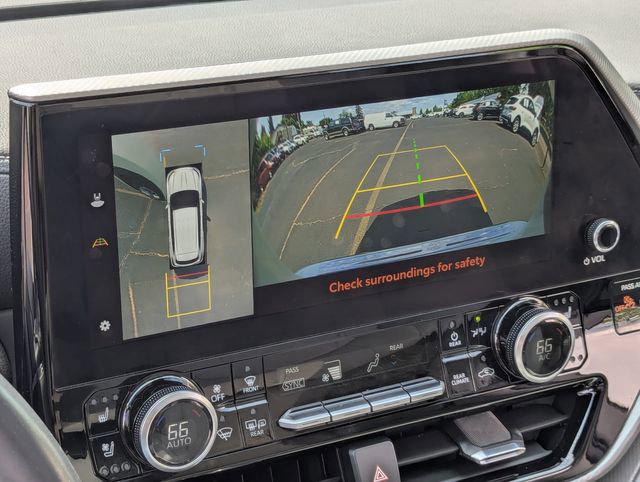 2024 Toyota Highlander Hybrid Platinum