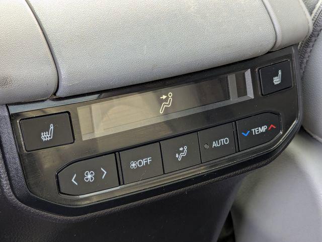 2024 Toyota Highlander Hybrid Platinum