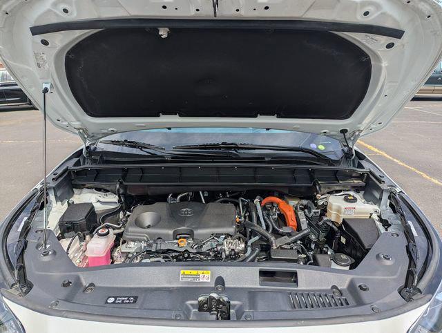2024 Toyota Highlander Hybrid Platinum