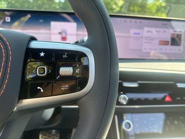 2026 Genesis GV70 3.5T Sport Advanced