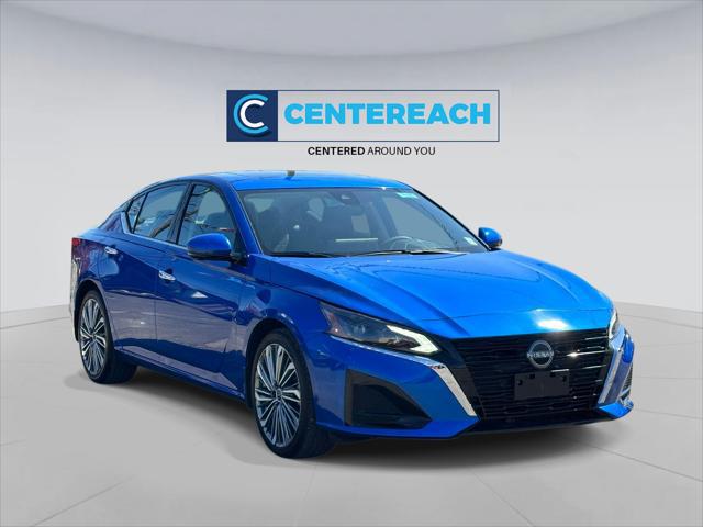 2025 Nissan Altima SL FWD