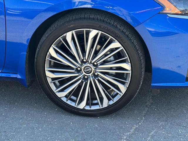 2025 Nissan Altima SL FWD
