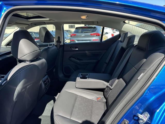 2025 Nissan Altima SL FWD