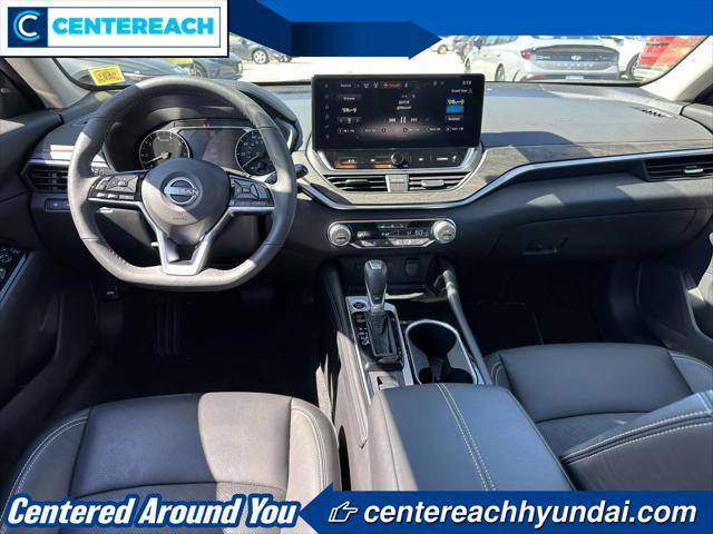 2025 Nissan Altima SL FWD