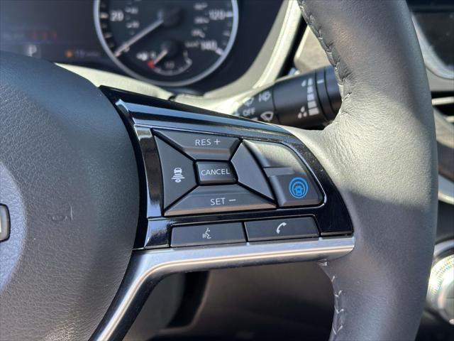 2025 Nissan Altima SL FWD